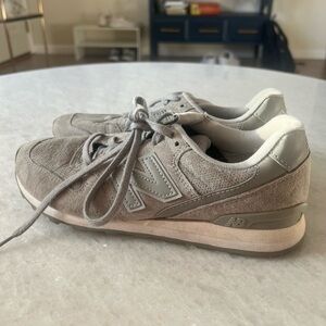 Women’s new balance shoes, size 6 1/2